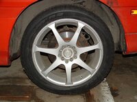 1365rear_tire-med.jpg