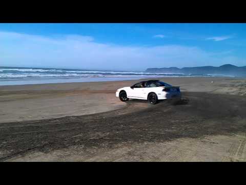 DSM doing a doughnut in the sand