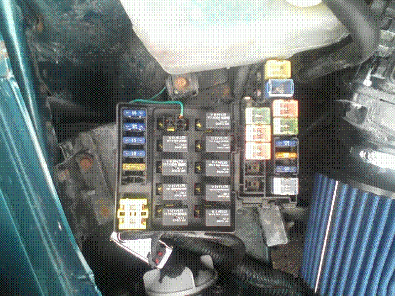 [RESOLVED] my headlights wont turn on.