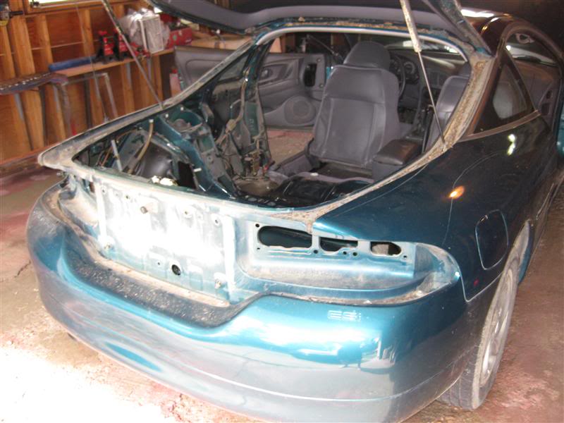 02InteriorStripping25.jpg