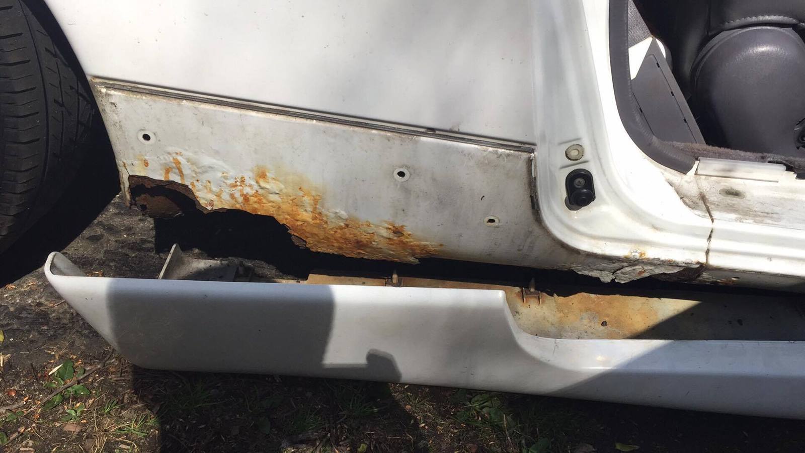 rocker rusted af on my 97 GST and bought a 99 gs shell, how to install ...