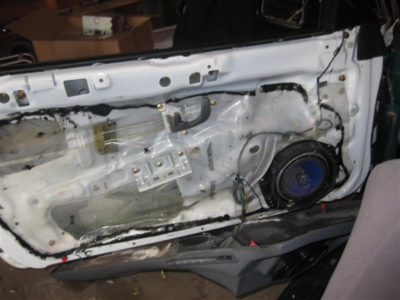 19StereoInstall3.jpg