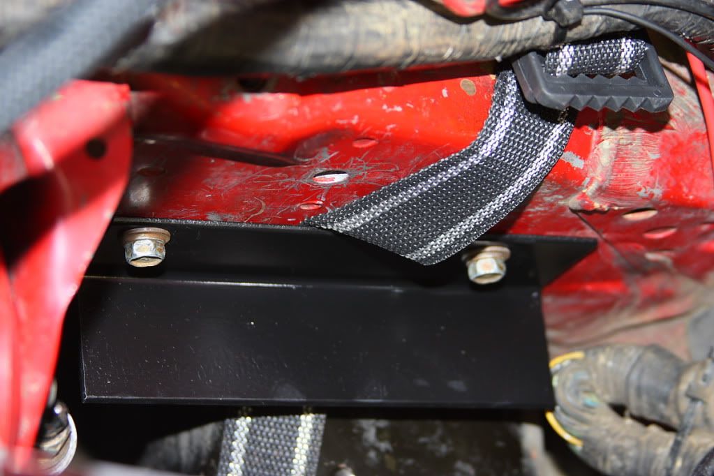 BatteryBracket1.jpg