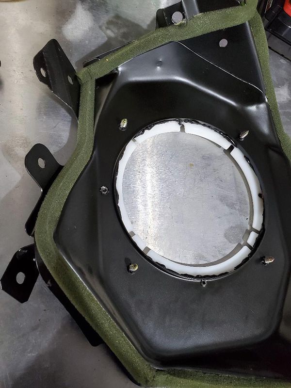 beforespeakerbracket.jpg