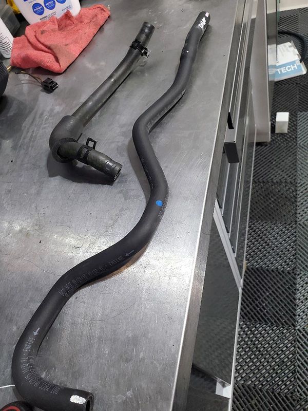 brakeboosterhoseoldnew.jpg