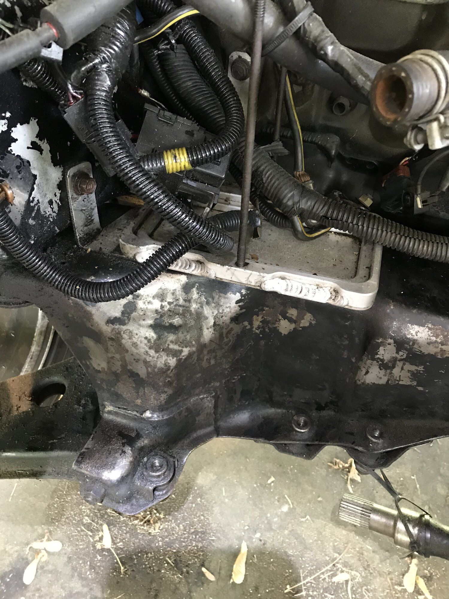 corroded front subframe.jpg