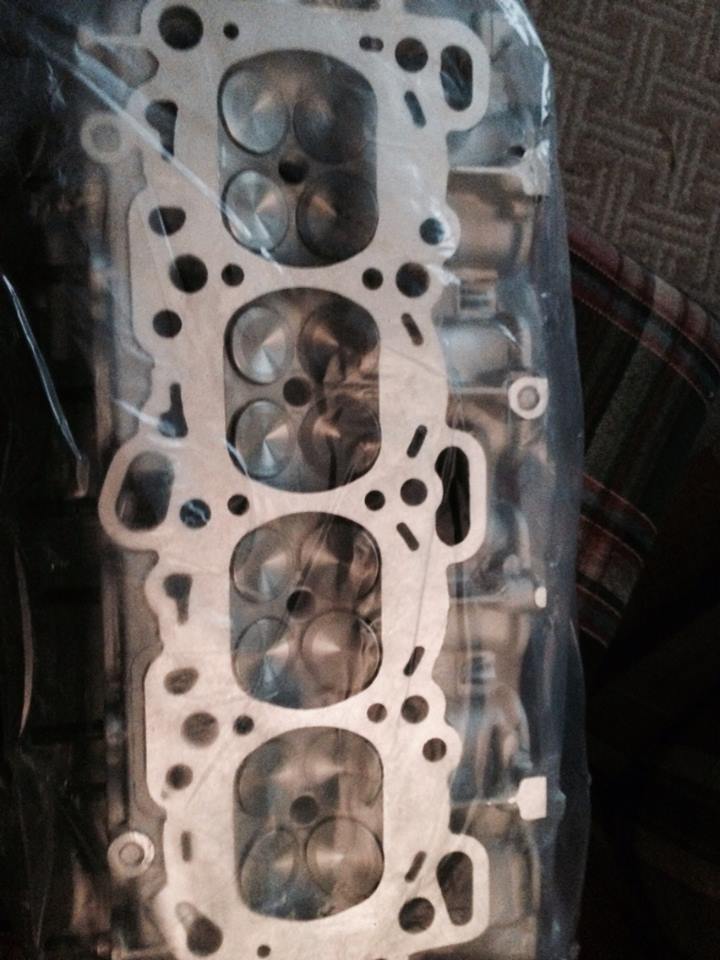 cylinderhead_zps38393b14.jpg