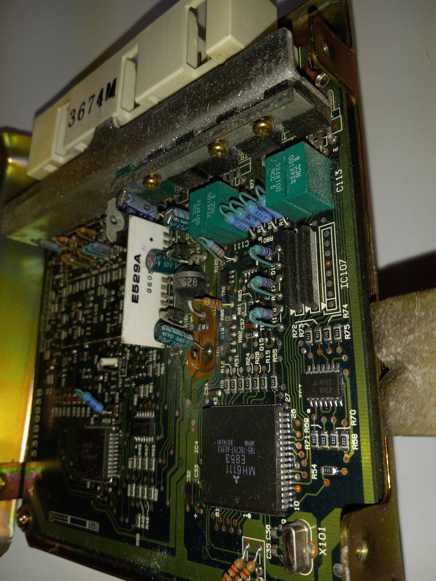 Ecu3.jpg