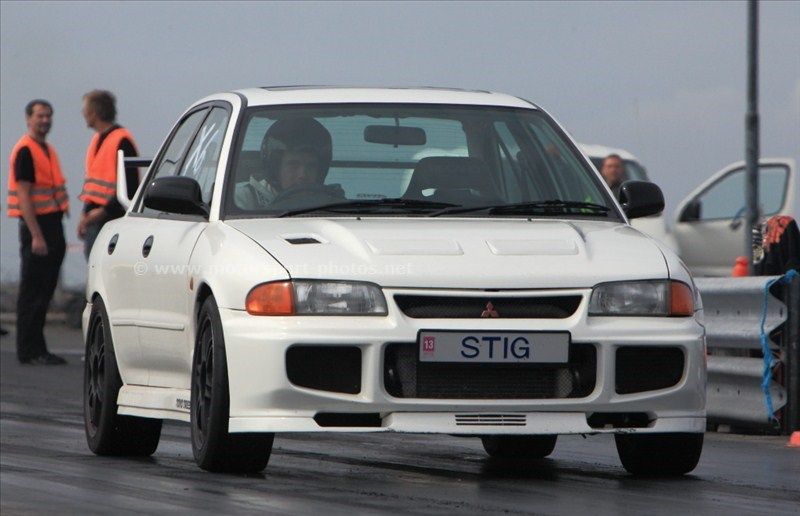 fef2a83e-0827-4b91-ab4f-fa9a668e8e6b.jpg