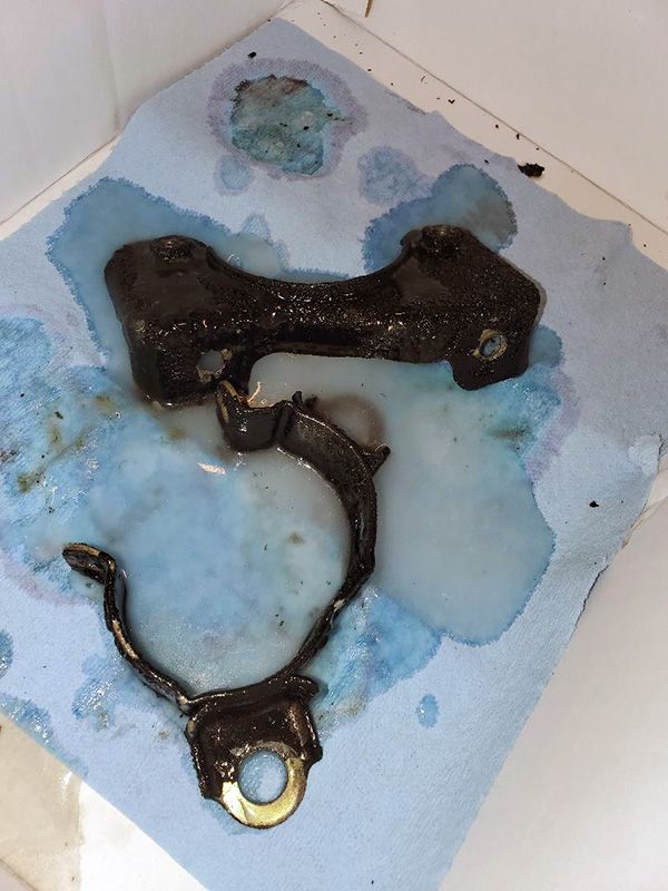 fuelbracketpaintremoval.jpg