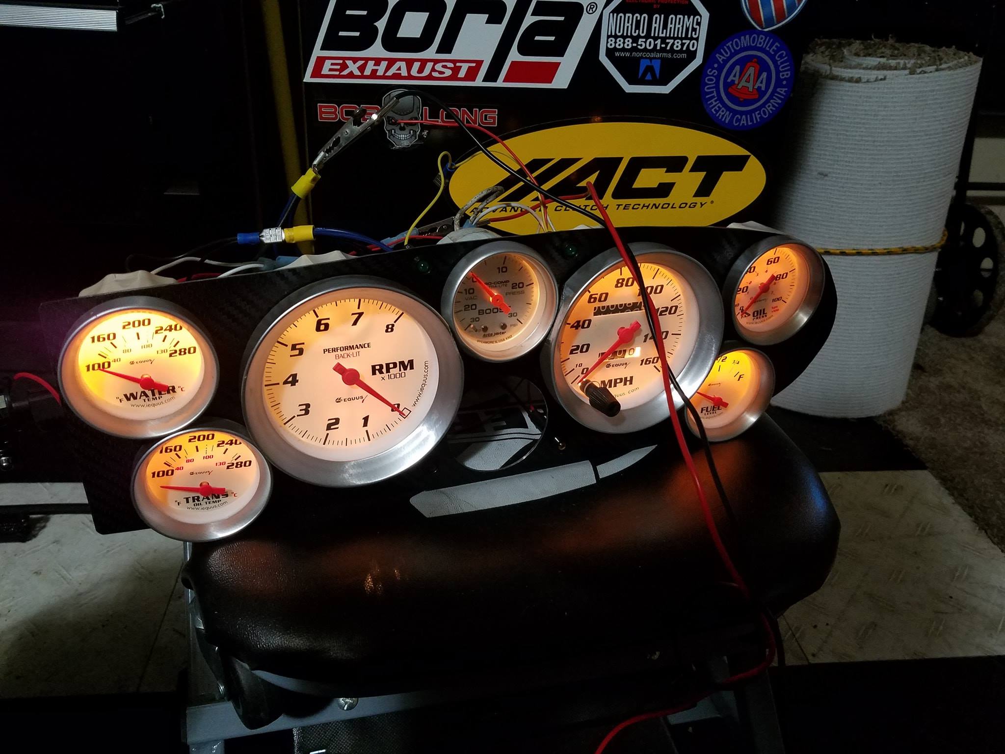 gauges2.jpg