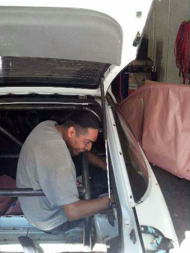 GlassInstalling2_zpscefda4ea.jpg