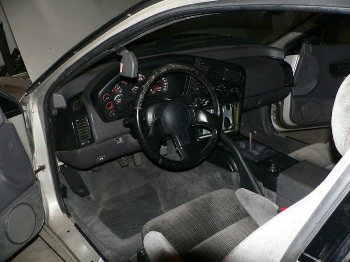 Interior.jpg