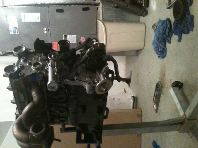 motor being build 3.JPG