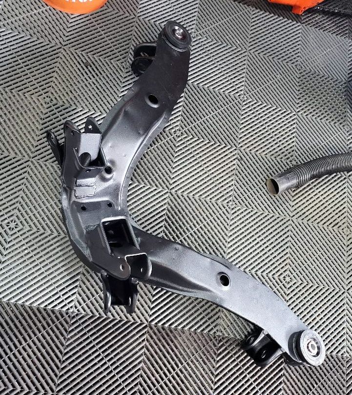 powdercoated crossmemeber.jpg