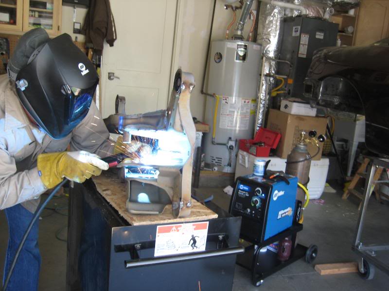 RearCrossmemberfabwork003.jpg