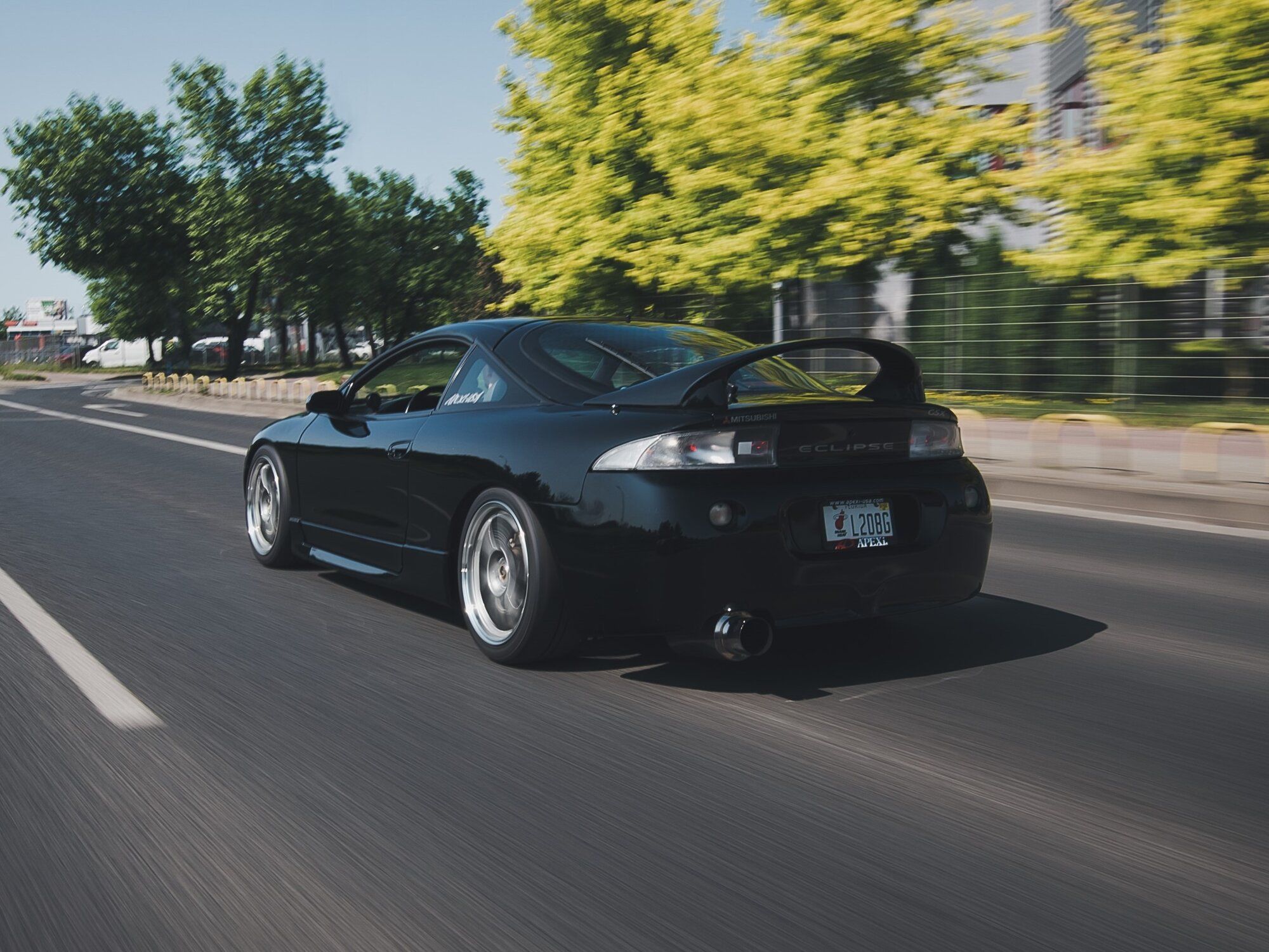 rolling_rear.jpg