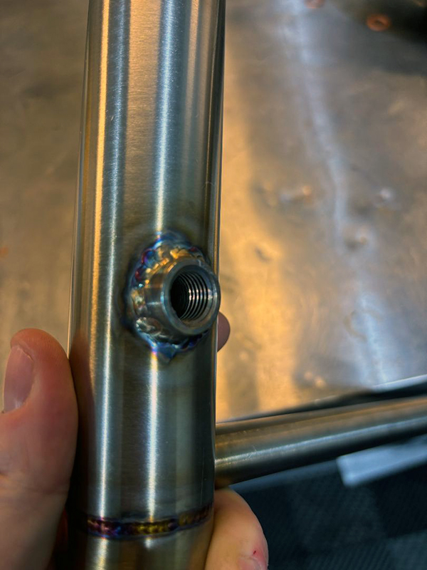 stainlesswaterpipewaterport.jpg