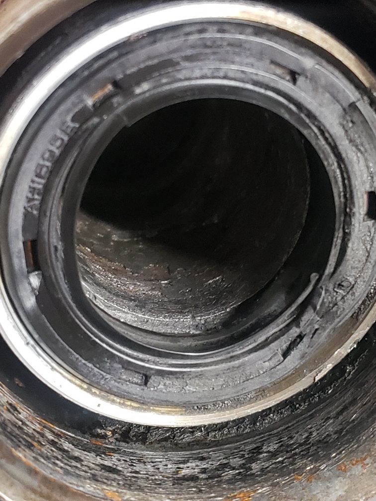 Tailshaft Housing Old.jpg