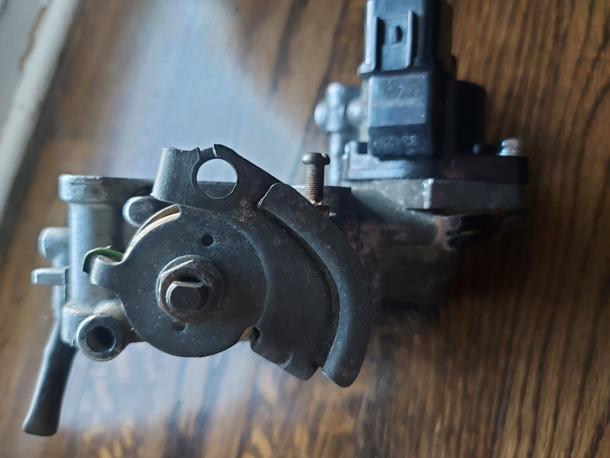 throttle_body_2.jpg