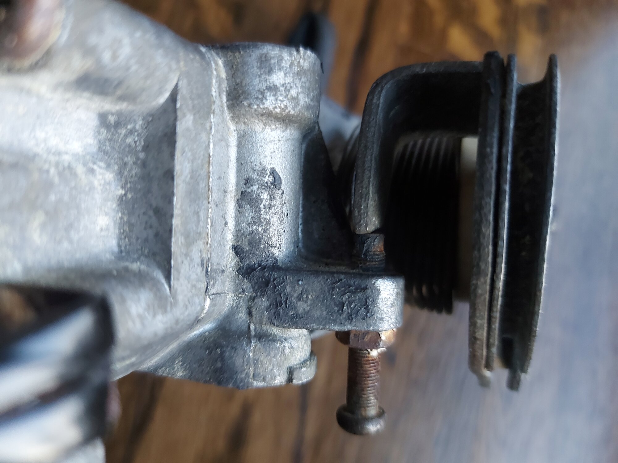 throttle_body_3.jpg