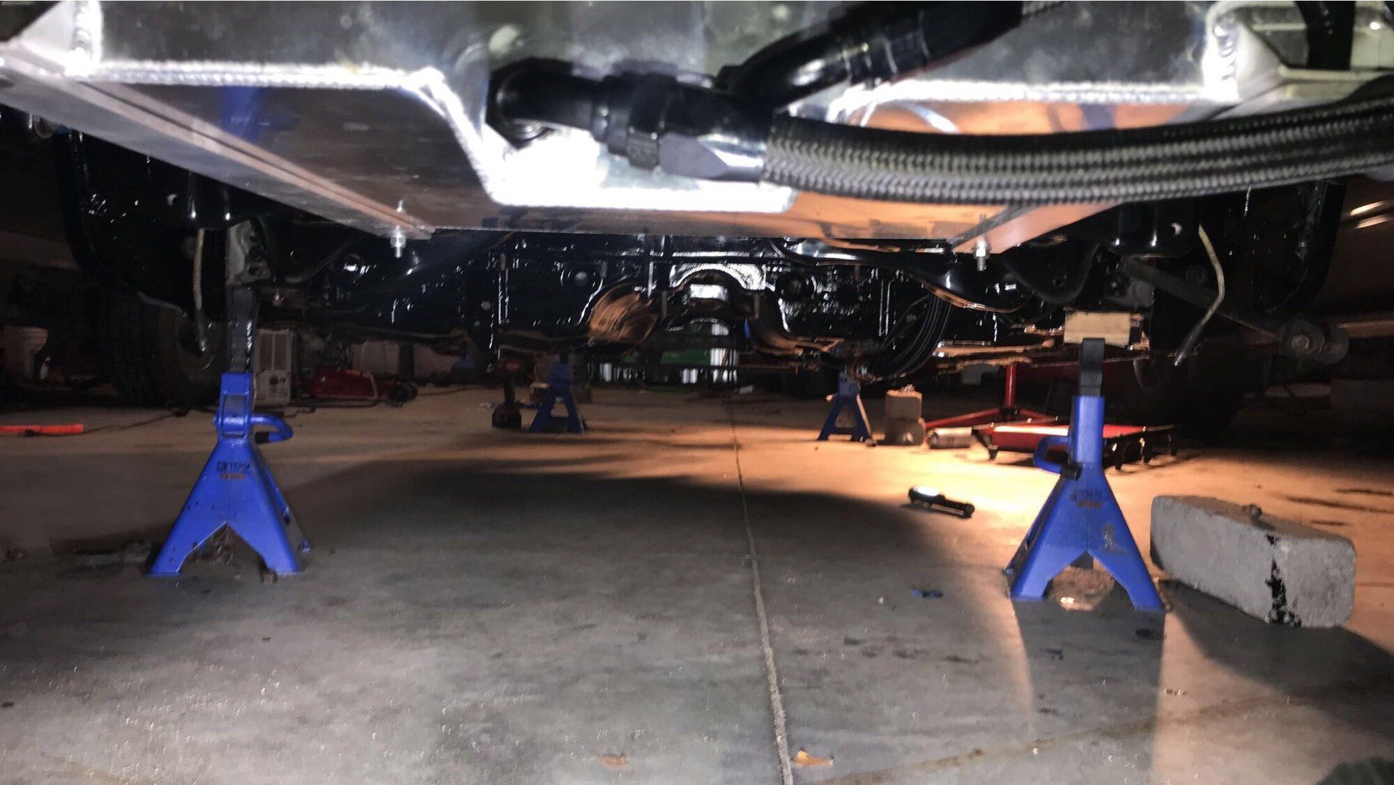 Undercarriage 01.jpg