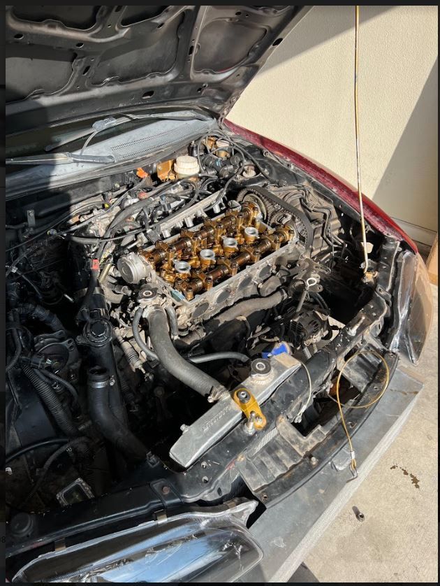 valve cover off.JPG