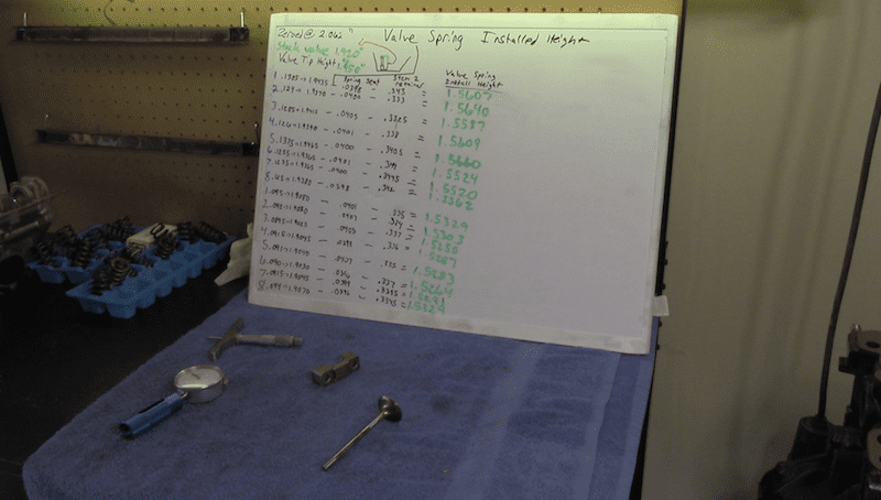 vlcsnap-2017-06-25-23h04m46s390.png