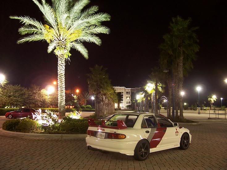 whiteblackred02.jpg
