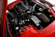 engine_bay_nov10_ii.jpg