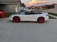 Red 18inch rims non lowered.jpg