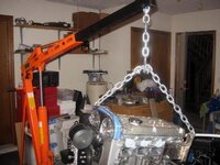engine_going_in_5.JPG