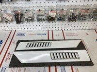 1GA Side Molding Vent Set