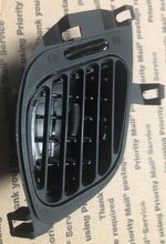 Drivers door vents
