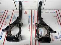GSX/GST OEM Front Knuckle Set