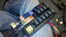 fuse-box-before.jpg