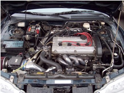 engine_bay2.jpg