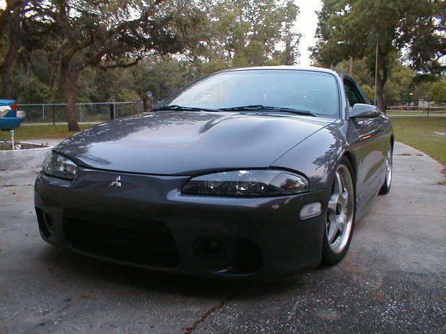 5109front_of_car.jpg